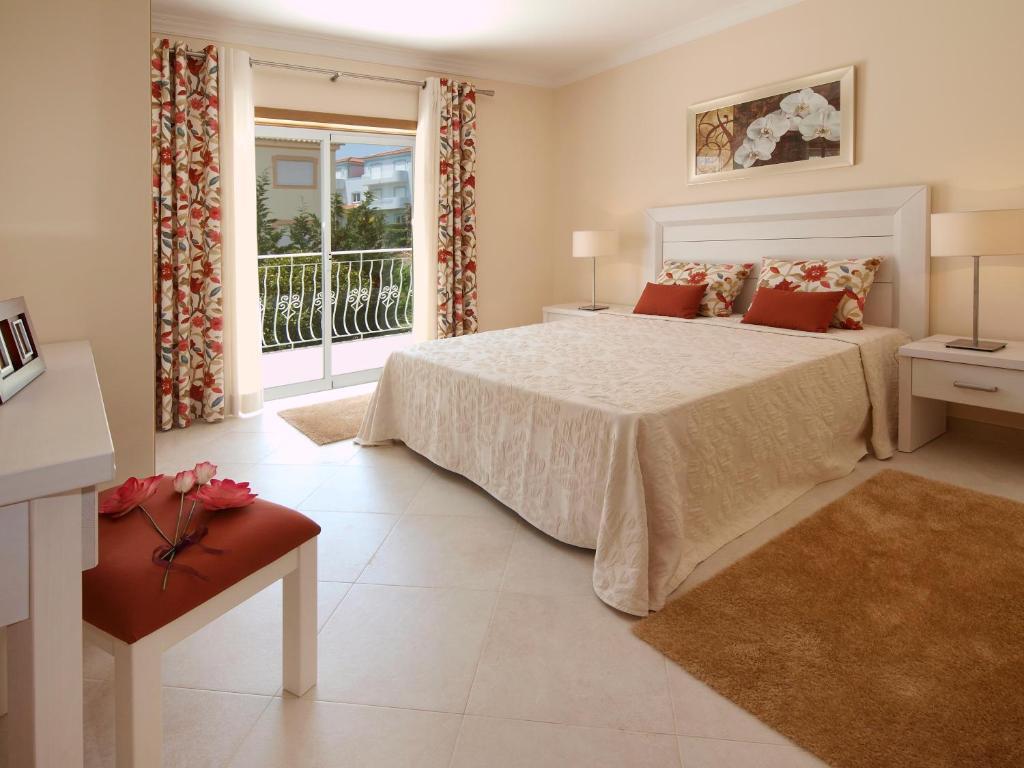 Oasis Parque Country Club Hotel Portimao Room photo
