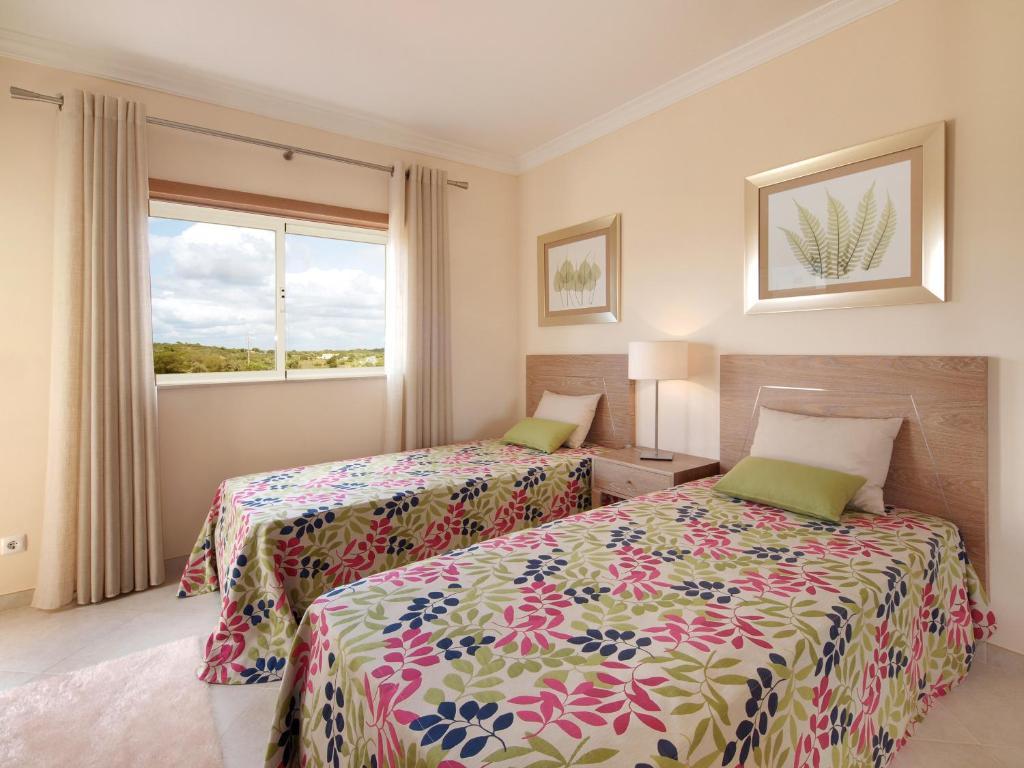 Oasis Parque Country Club Hotel Portimao Room photo