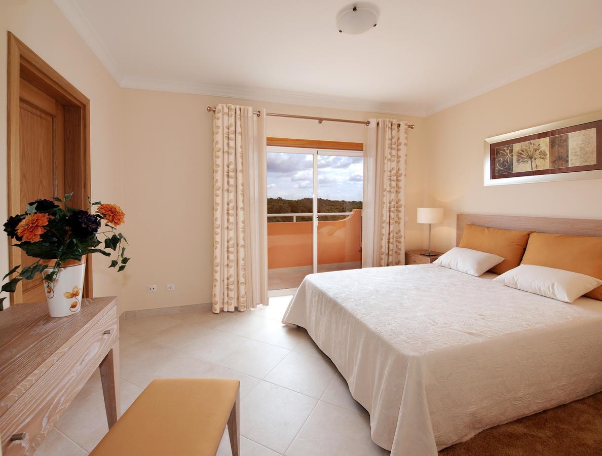 Oasis Parque Country Club Hotel Portimao Exterior photo